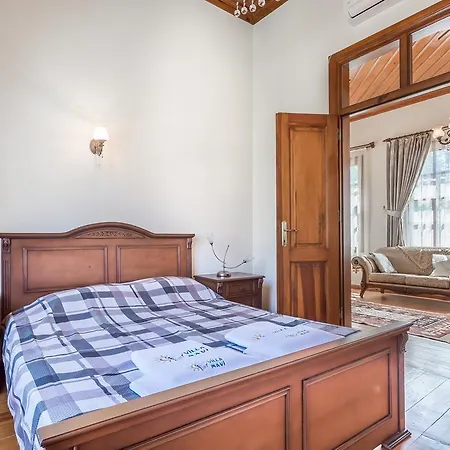 Aparthotel Ani Pansiyon Apart 3*