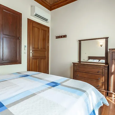 Ani Pansiyon Apart 3*